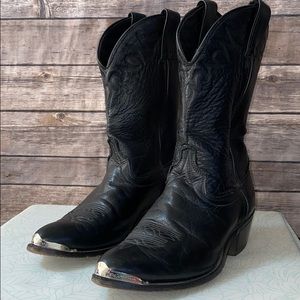 Laredo cowgirl boots